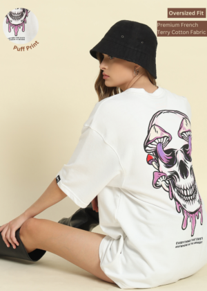 Retro Gamer Chic: Women's Oversized Graphics Tee