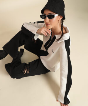 Women Stylish Straight Look Contrast Zipper Jacket